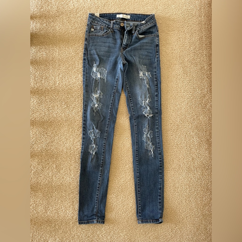 Kancan distressed, skinny Jean